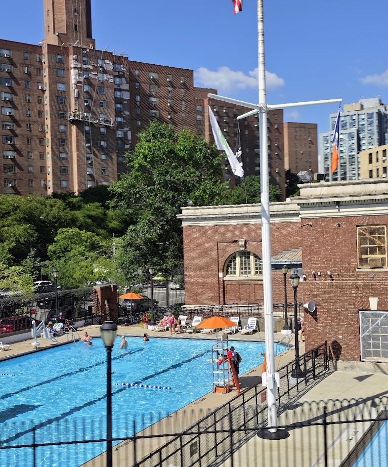 public pool